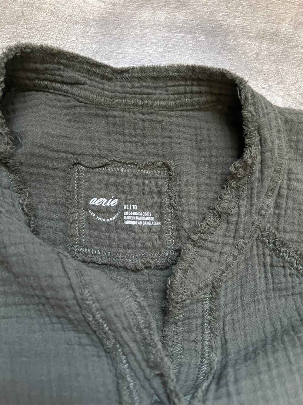 Aerie Aerie Gauzy Coverup Shirt - Picture 14 of 15